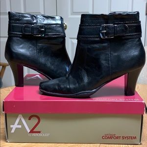 Aerosols ankle boots